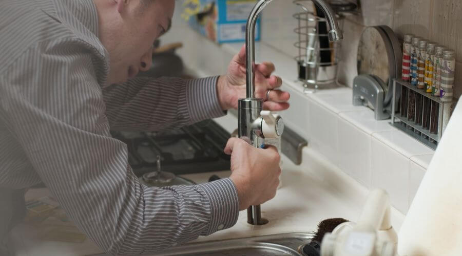 Professional tankless water heater installation in Brinktown, MO